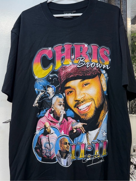 Other - Chris Brown Graphic Black Tee - Bold Portrait big graphic Print
